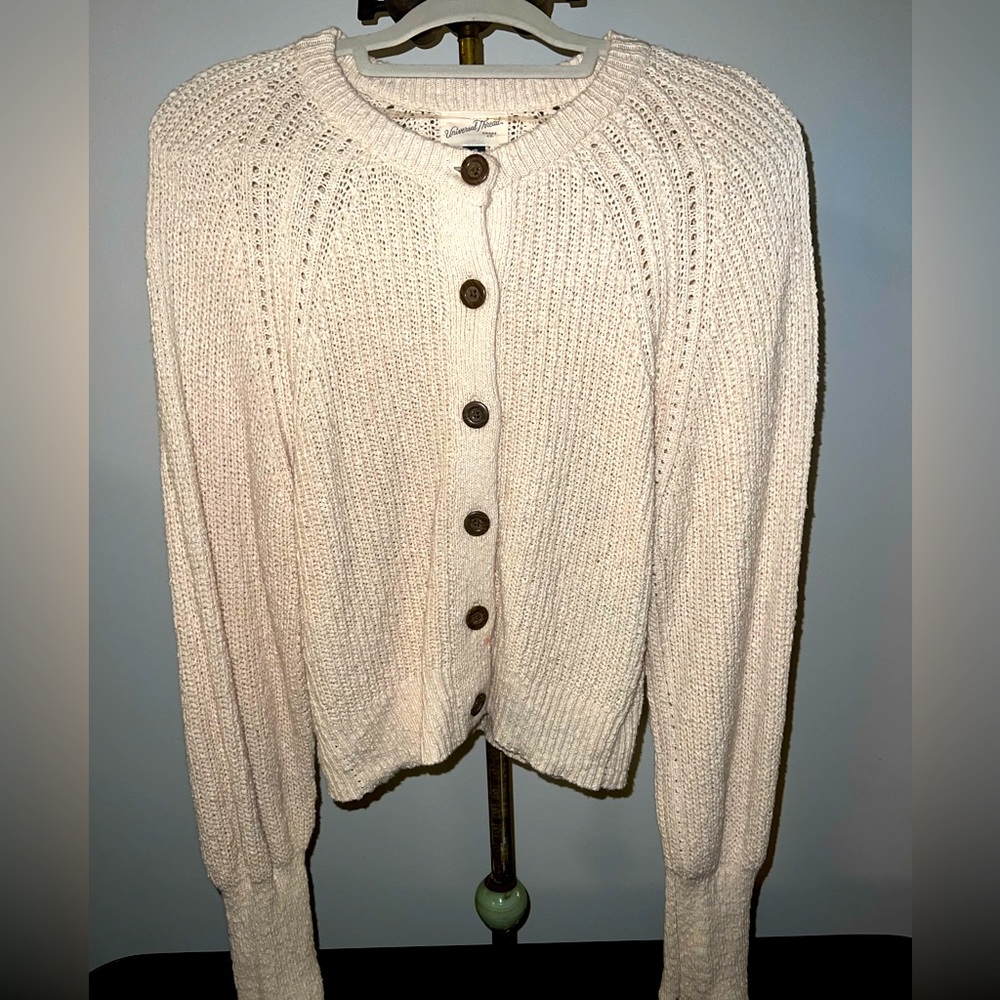 UNIVERSAL THREAD knit wooden button front cardigan